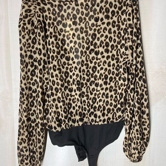 Mi Ami leopard body suit wrap style from‎ Francesca’s, size medium - Picture 9 of 10